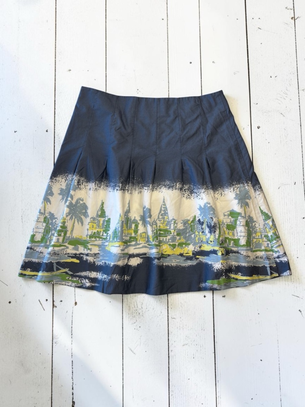 Old Navy Navy Blue Printed Skater Skirt with Cream & Green Border - Picture 2 of 9
